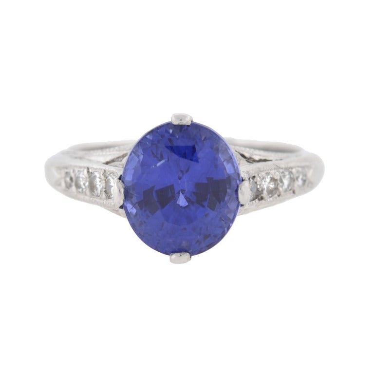 Art Deco Contemporary Ceylon Sapphire Diamond Ring
