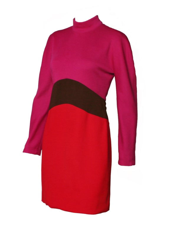 Women's 1990's Oscar de la Renta Fuchsia Dress and Coat Set For Sale