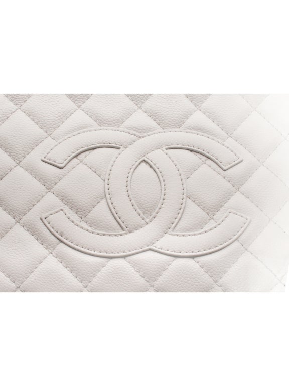 Chanel White Caviar Quilted Tote Bag For Sale 5