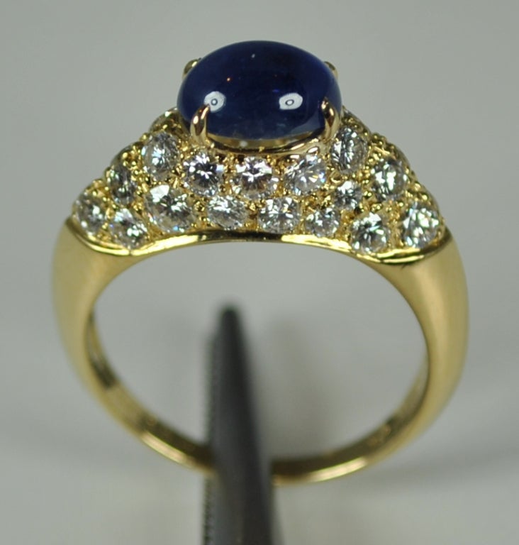 van cleef cabochon sapphire ring