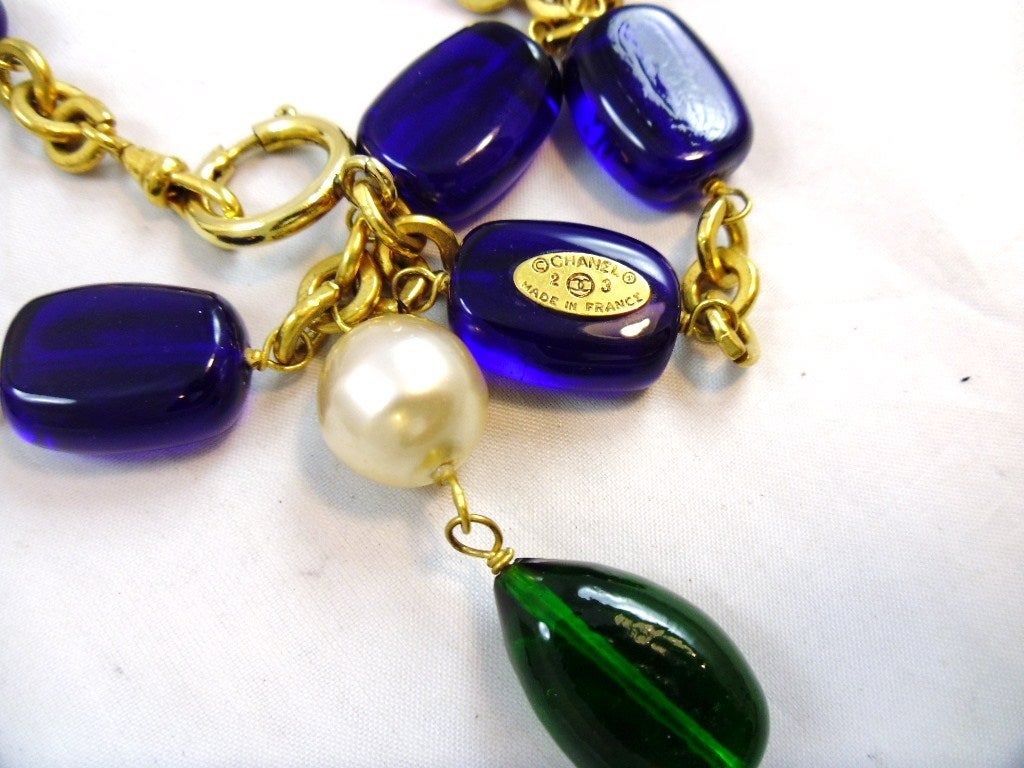 Women's Chanel Sapphire Glass Emerald Tear Drop Necklace For Sale