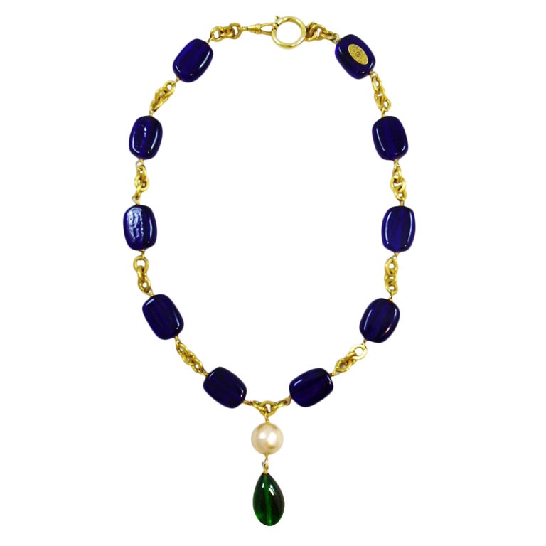 Chanel Sapphire Glass Emerald Tear Drop Necklace For Sale