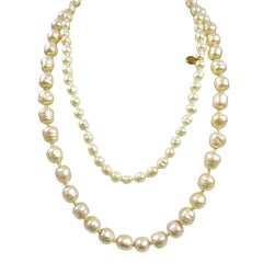 CHANEL Champange Baroque Pearl 44" necklace, 1981