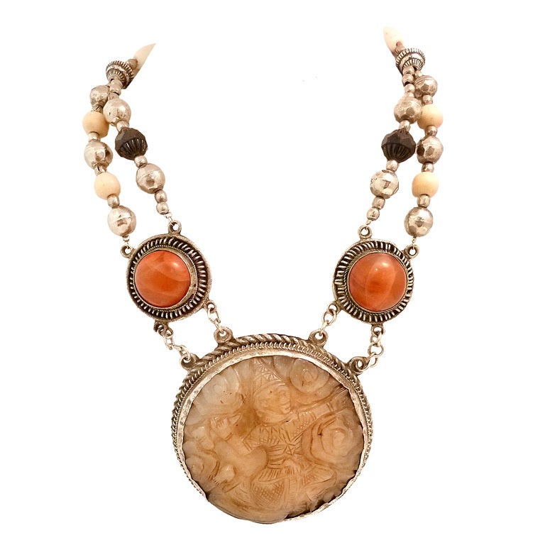 Vintage Carved Jade, Agate & Amber Pendant Necklace For Sale