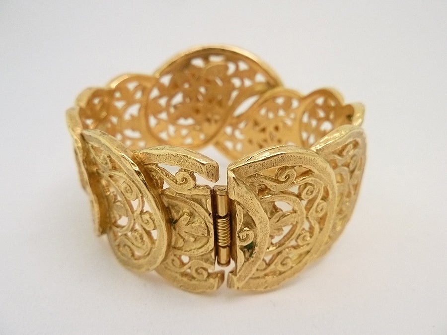 Elaborate Chanel 95A Cuff Bracelet For Sale 1