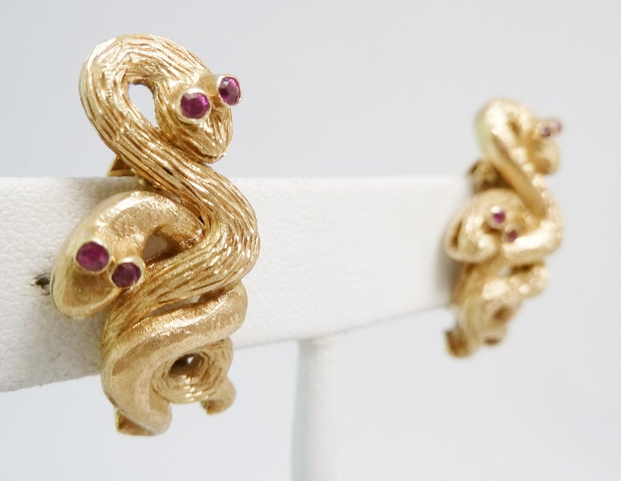 Contemporary Vintage 18kt Gold & Ruby Snake Earrings For Sale
