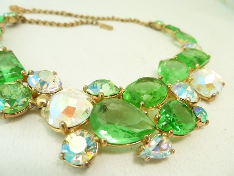 Vintage Pretty Signed Schiaparelli Necklace In Excellent Condition In New York, NY