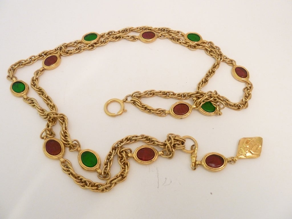 Women's Vintage Chanel 2-Strand Gripoix Glass Necklace For Sale