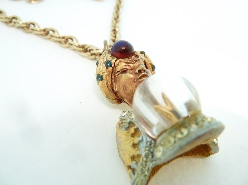 Vintage Har Genie Pendant Necklace In Excellent Condition In New York, NY