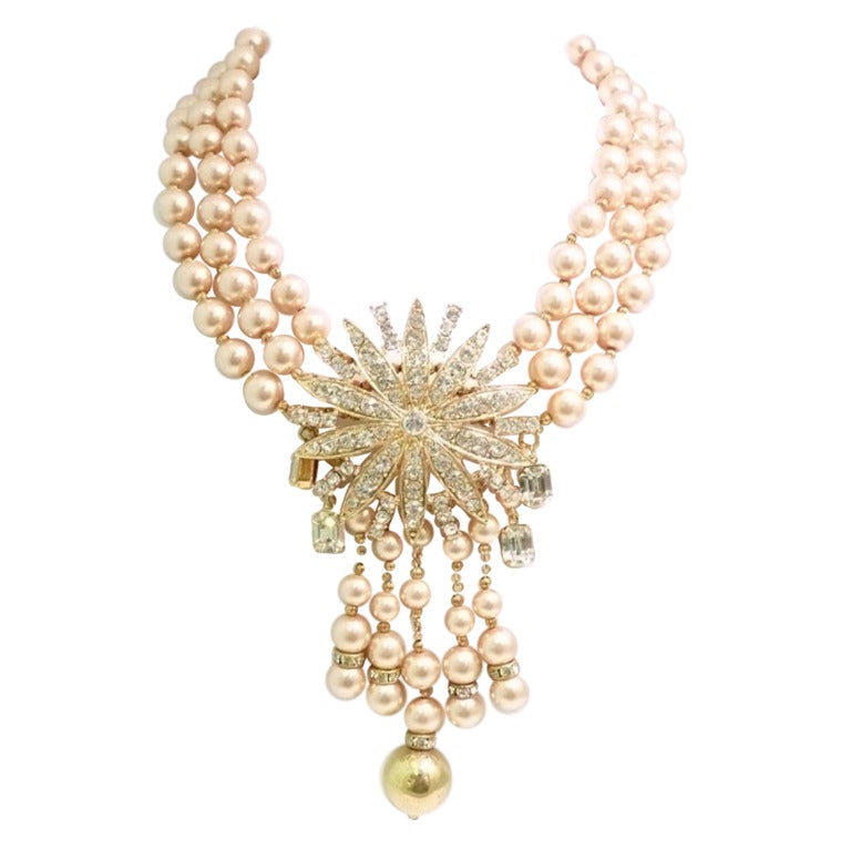Vintage Multi-Strand Pink Faux Pearl Pendant Necklace For Sale