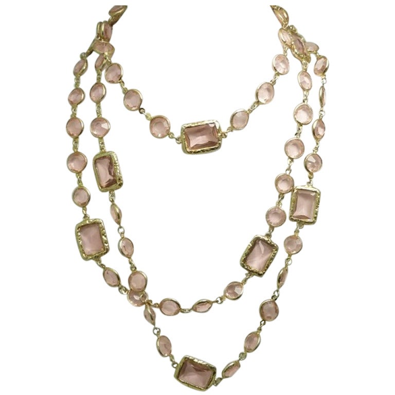 Vintage Signed Chanel 1981 Pink Crystals ‘Chicklet’ Sautoir Rope Necklace For Sale