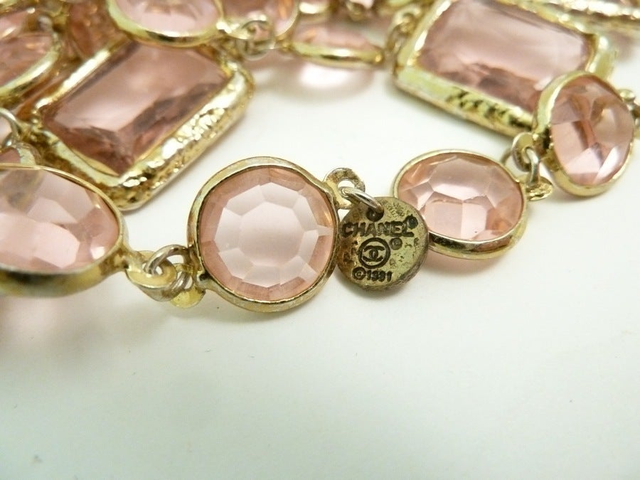 Women's or Men's Vintage Signed Chanel 1981 Pink Crystals ‘Chicklet’ Sautoir Rope Necklace For Sale