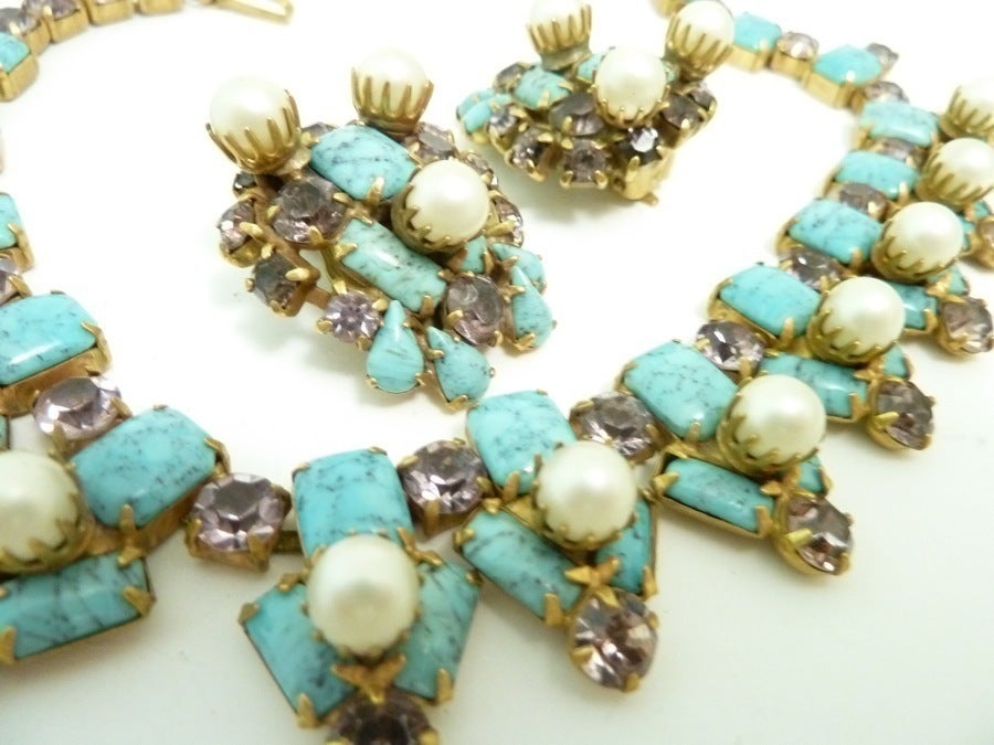 Women's Stunning Vintage Schreiner turquoise Necklace & Earrings For Sale