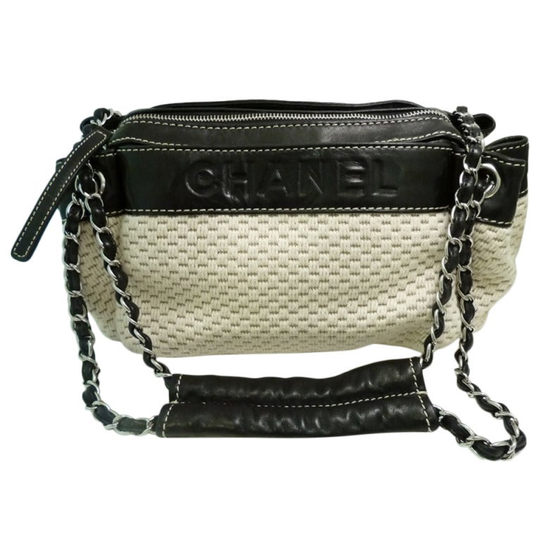1970’s Vintage Chanel Ivory Weave Cloth w/Black Leather-Silver Trim Handbag at 1stdibs