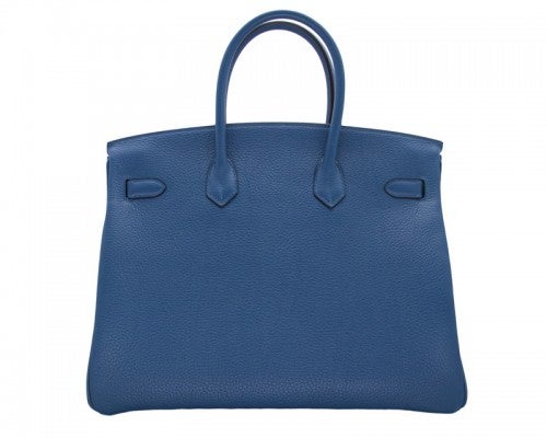 This highly desirable Thalassa blue Birkin has Hermès lovers clamouring to get on the waiting list. You can skip that queue now because this particular beauty is brand new and available here at Rewind! This authentic Hermès 35 cm Birkin is in