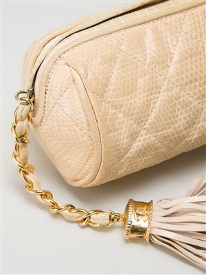 Beige Chanel Vintage Lizard Make-up Bag