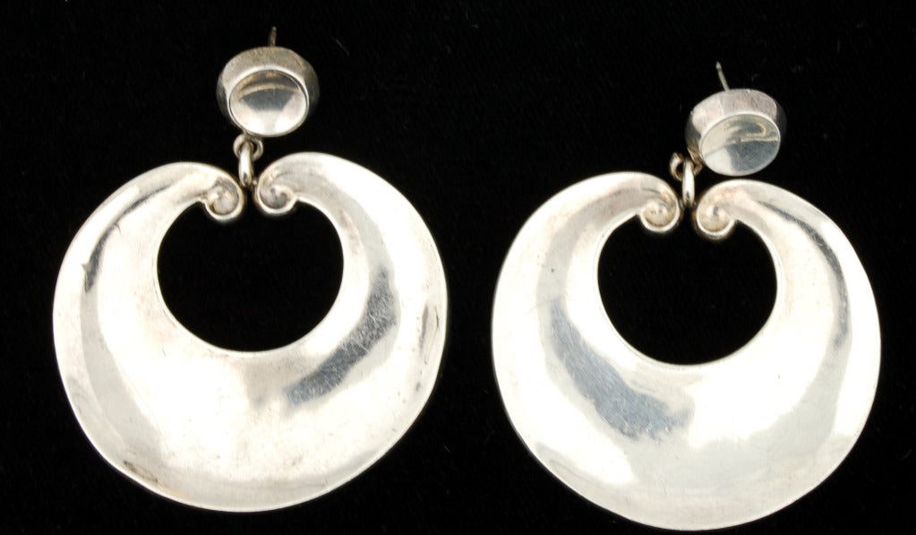 Early Antonio Pineda pair of hoop earrings.  These are exquisitely crafted and the design is gorgeous. They bear Antonio's earliest marks.