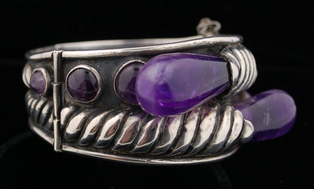 Antique Taxco Amethyst Repousse Bracelet In Good Condition For Sale In Los Angeles, CA