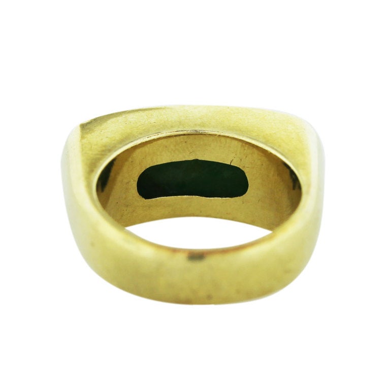 Women's Yellow Gold Carved Jade Flower Design Ring