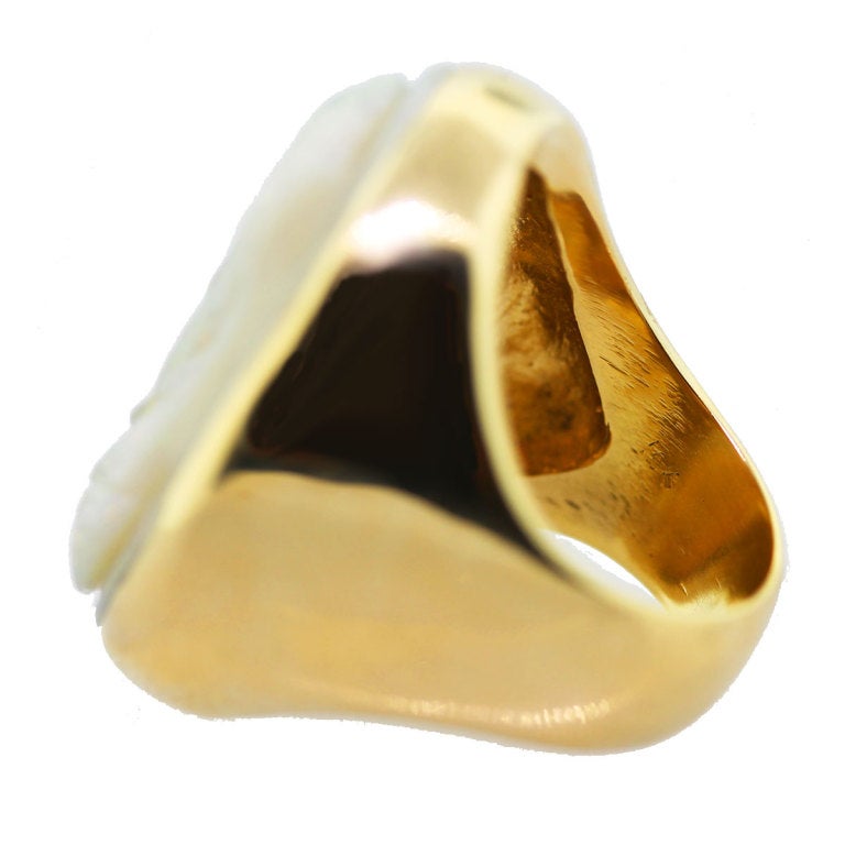 Women's Yellow Gold Opal Cameo Ring