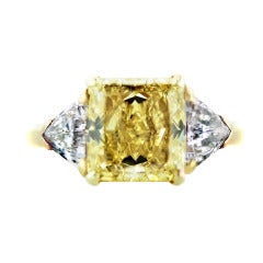 Van Cleef and Arpels Fancy Yellow Radiant Cut Diamond Engagement