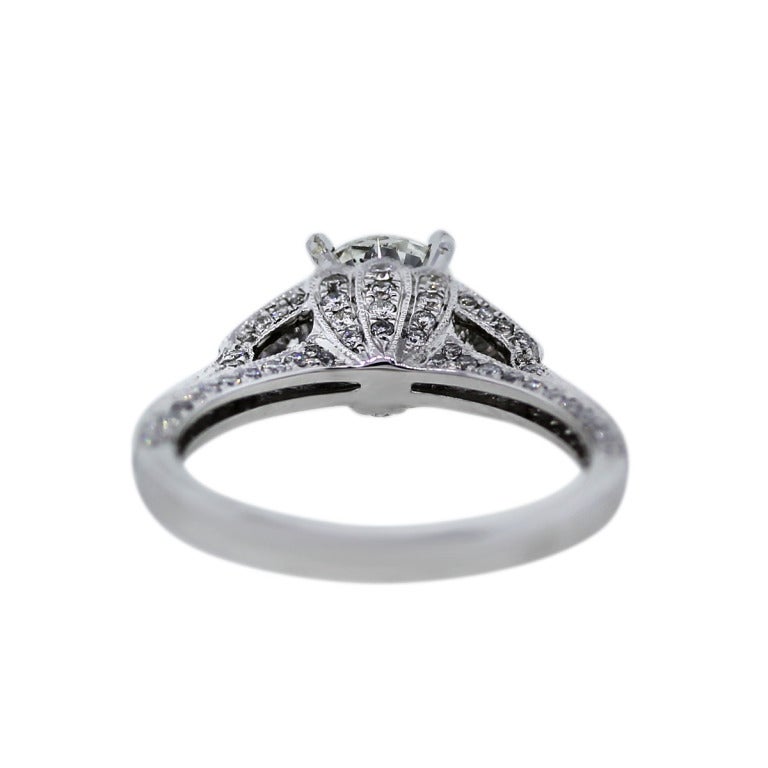EGL Certified 1.20 Carat Round Brilliant Diamond Gold Engagement Ring In Excellent Condition In Boca Raton, FL