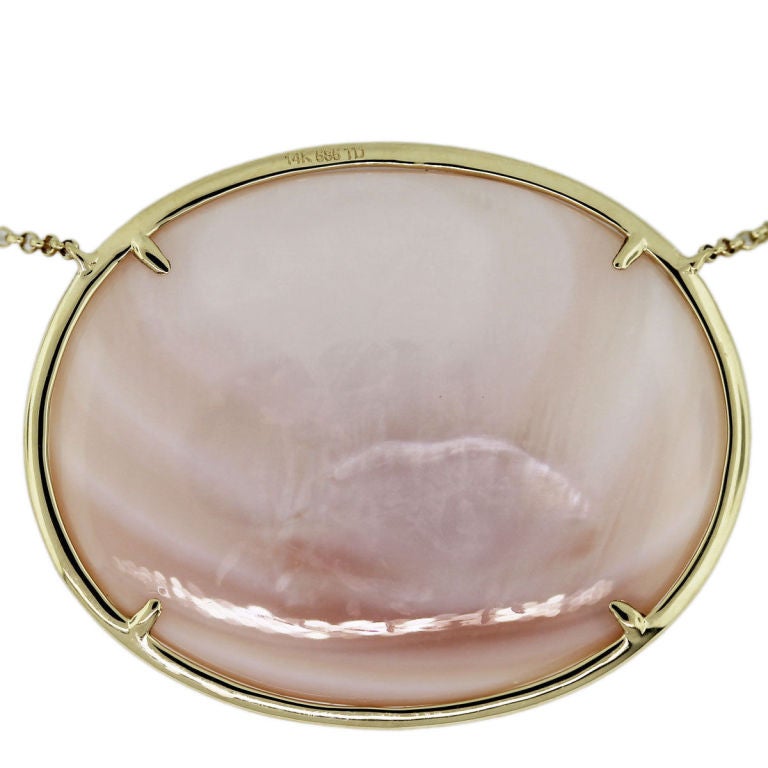 Pink Mother of Pearl Diamond Yellow Gold Pendant Necklace In Excellent Condition In Boca Raton, FL