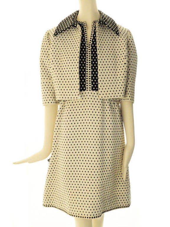 Oscar de La Renta Boutique-Black & Creme Dot Jacket & Dress Late 1950's RARE In Excellent Condition For Sale In Boca Raton, FL