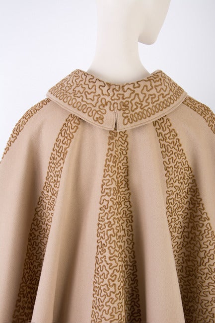 Women's 1940's Brown Embroidered Vintage Cape For Sale