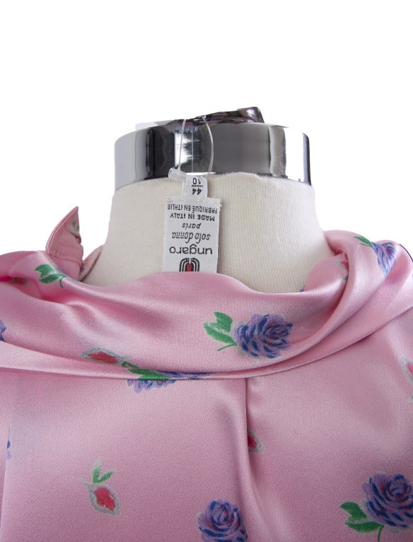 Women's Ungaro Pink with Purple Rose & Pink Leaf Print Long Sleeve Silk Blouse For Sale