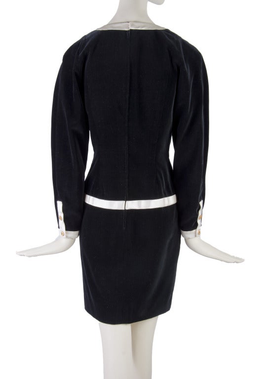 Vintage Chanel Black Velvet & Creme Silk Long Sleeve Dress Size 38 1