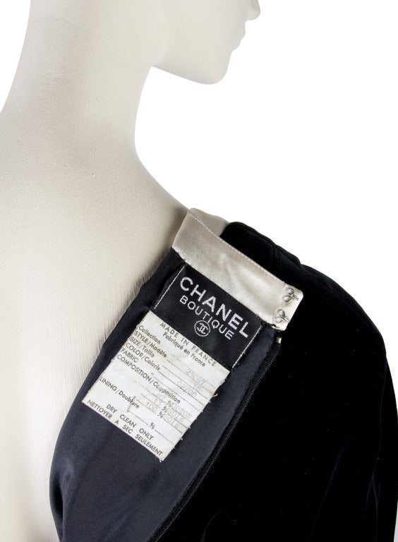 Vintage Chanel Black Velvet & Creme Silk Long Sleeve Dress Size 38 2