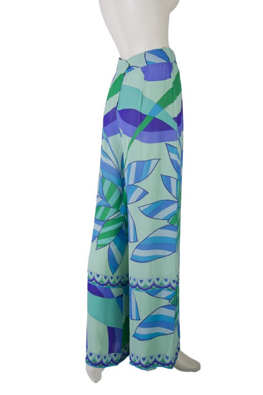 Emilio Pucci Blue, Green, Seafoam Floral Silk Lounge Pants Size 10 For Sale 3