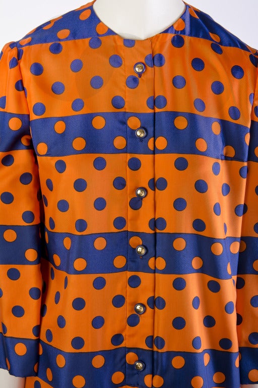 Fine, Rare Pristine Vintage Jeanne Lanvin Skirt Suit /Outfit 
Authentic Vintage Item Made In Paris For Neiman MArcus, 1960's
2 Piece Item With No SIze Label Appears To Fit A Modern US Size 10
Fine Vivid Orange And Navy Polka Dot Silk Twill Fabric