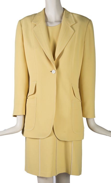 Women's Moschino Cheap & Chic Yellow Sleeveless Dress w/ Matching Jacket Two Piece Set For Sale