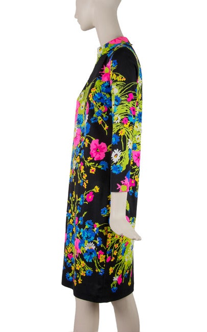 Vintage Mr. Dino Black with Floral print dress  In Excellent Condition In Boca Raton, FL