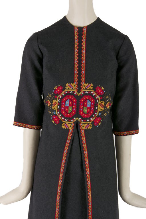 Norodna Radinost Beograd Black w/ Embroidered Dress & Matching Purse Size 38 1
