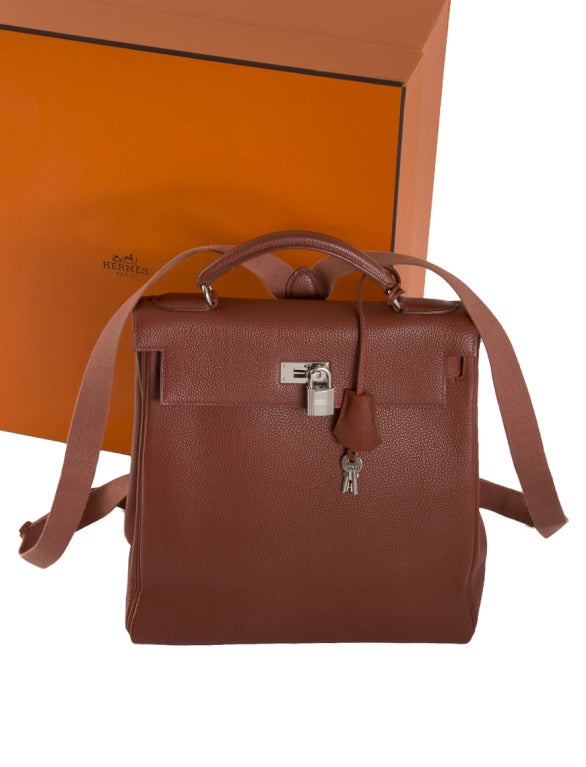 Hermes 28cm Etrusque Fjord Leather Kelly Ado Backpack In Excellent Condition In Boca Raton, FL