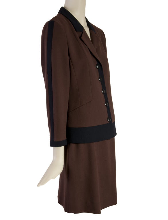 Louis Feraud Brown Wool 2PC Skirt Suit Size 6 In Excellent Condition In Boca Raton, FL