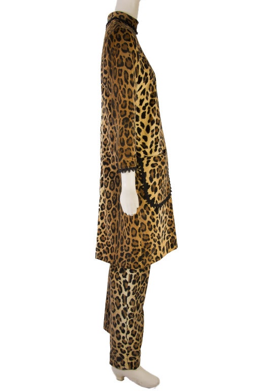 1970's Mollie Parnis Velvet Leopard Print 2PC Pantsuit For Sale at 1stdibs