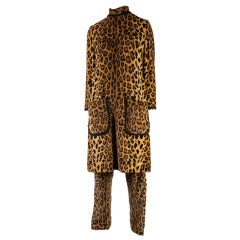 1970's Molly Parnis Velvet Leopard Print 2PC Pantsuit 3