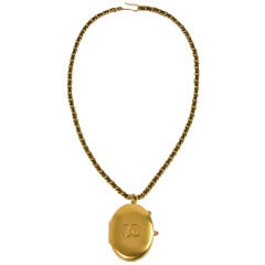 Vintage Chanel CC Gold Tone Locket Necklace-RARE!