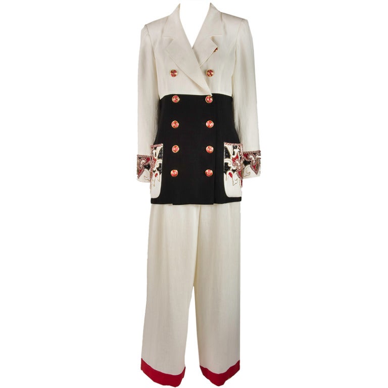 1980's Emanuel Ungaro White Black Red Beaded Two Piece Pants Suit Size 10/12 For Sale