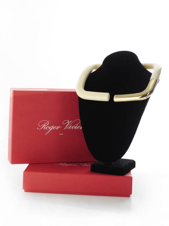Roger Vivier Rare Choker 
Made of Ivory Resin 
Specialty Treated Brass Swivel Clasp 
"RV" Logo Stamped on End of Clasp 
Includes Roger Vivier Paris Satin Dust bag and Box 
Also Available in BlackThree available in Ivory Color