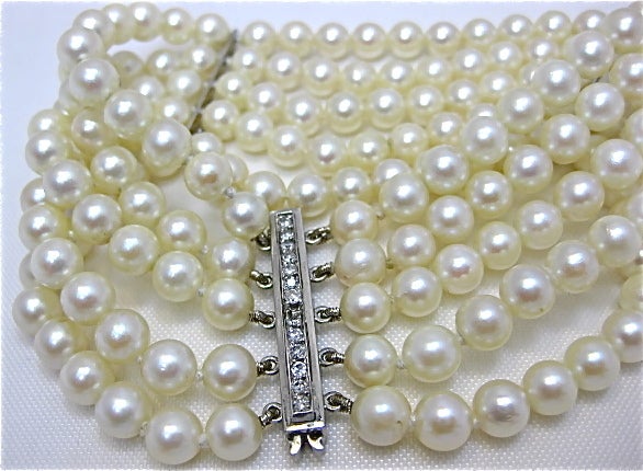 Women's Pearl and Diamond Platinum Bracelet