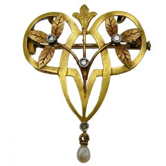 Art Nouveau Yellow Gold Brooch