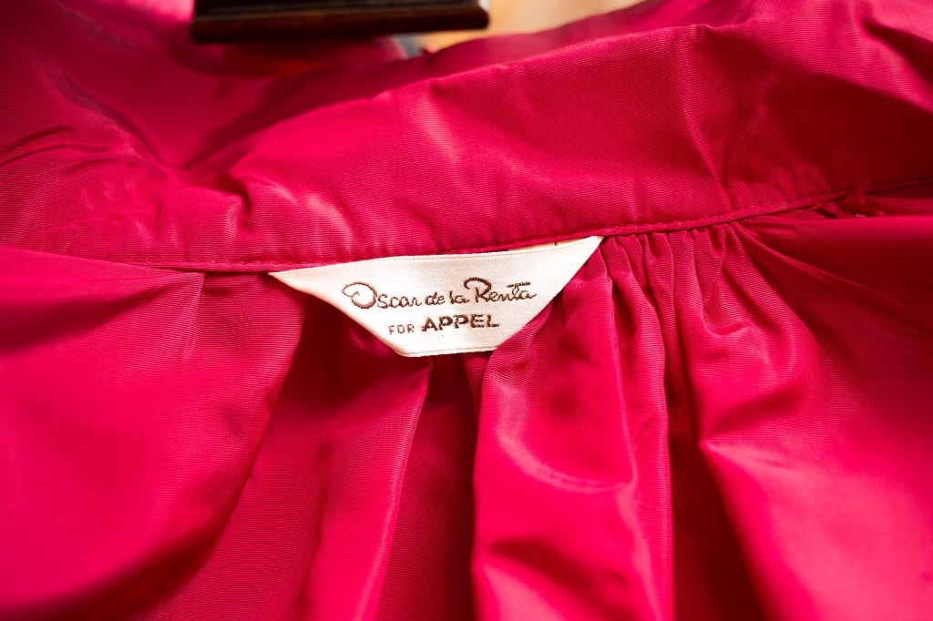 Oscar de la Renta Evening Coat In Excellent Condition For Sale In San Francisco, CA