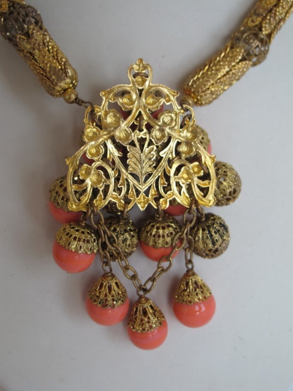 1960's Gold Tone & Faux Coral Necklace For Sale 1