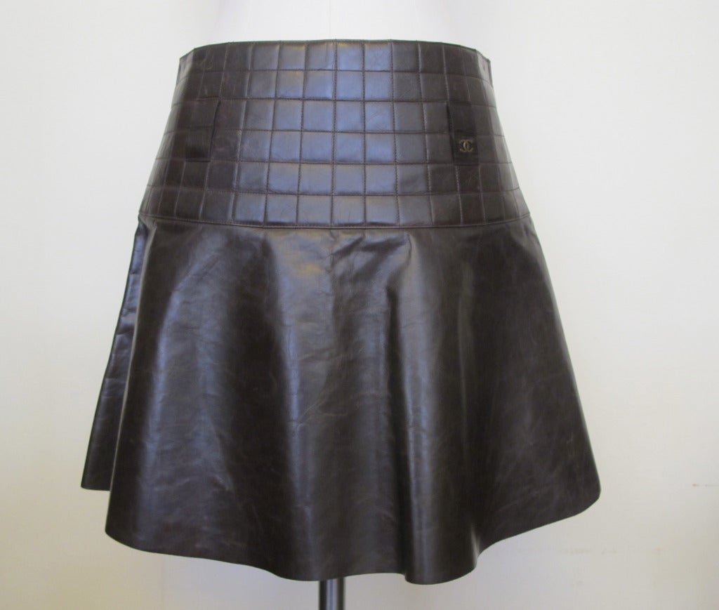 Chanel Brown Quilted Leather Skirt In Excellent Condition For Sale In San Francisco, CA