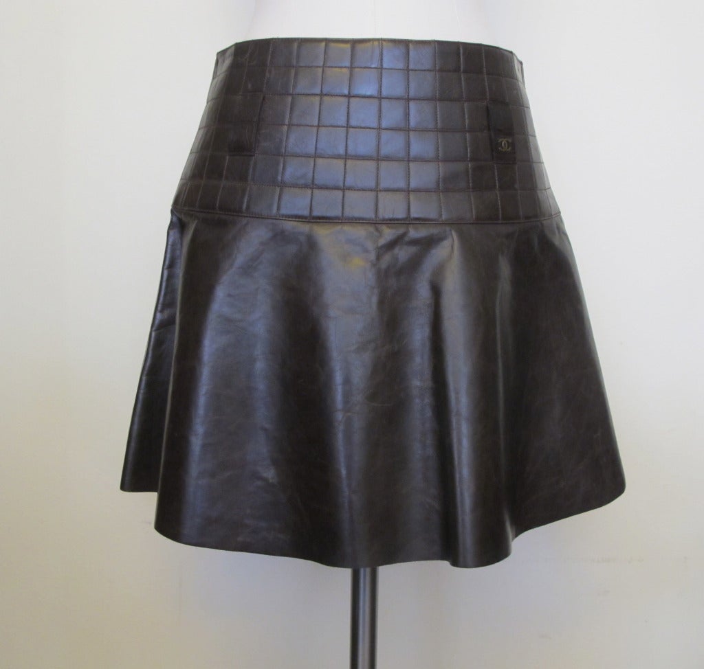 Chanel Brown Quilted Leather Skirt For Sale 3